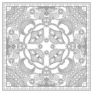 Mandala quadrato molto sottile